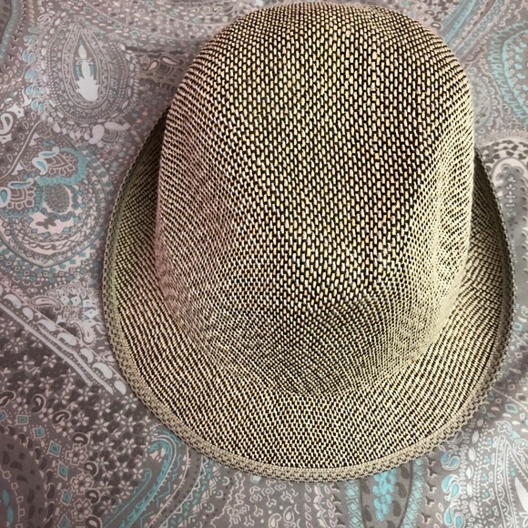 hat - Picture 2 of 2